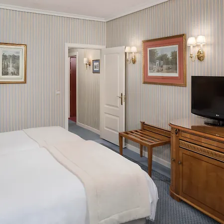 Melia Castilla Hotel 4*
