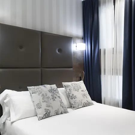 Petit Palace Posada Del Peine Hotel Madrid