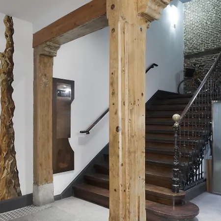 Hotel Petit Palace Posada Del Peine 4*
