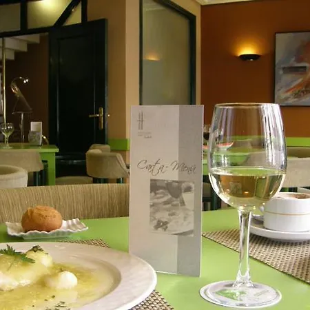 Gran Versalles Hotel 4*