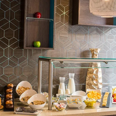 Leonardo Boutique Hotel