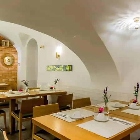 Meninas - Boutique Opera Hotel 4*