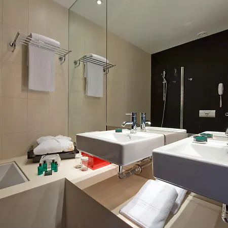 Vincci Via - 66 Hotel Madryt