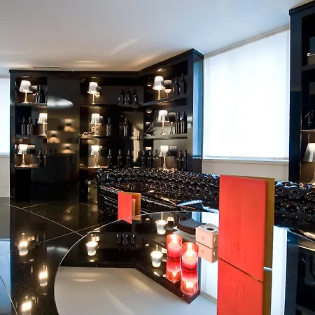 Vincci Via - 66 Hotel