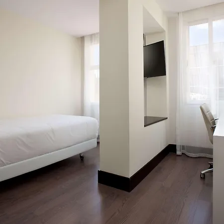 Nh Lagasca Hotel
