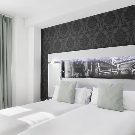 Hotel Petit Palace Plaza Mayor 4*