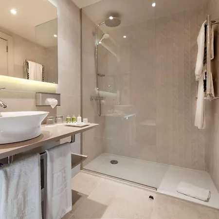 Nh Lagasca Hotel 4*