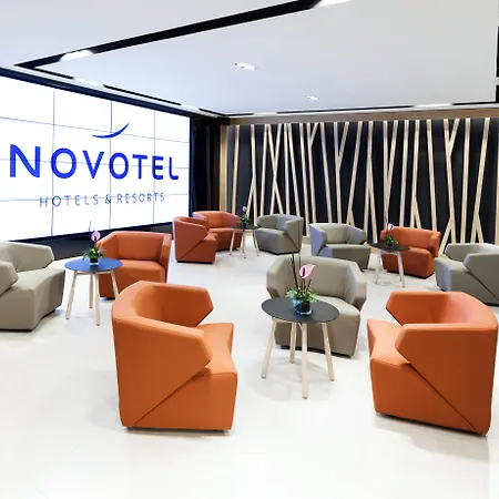 Novotel Center Hotel 4*