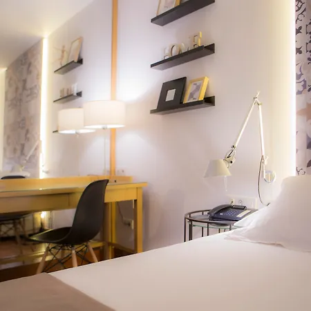 Szálloda Vincci Soma Madrid