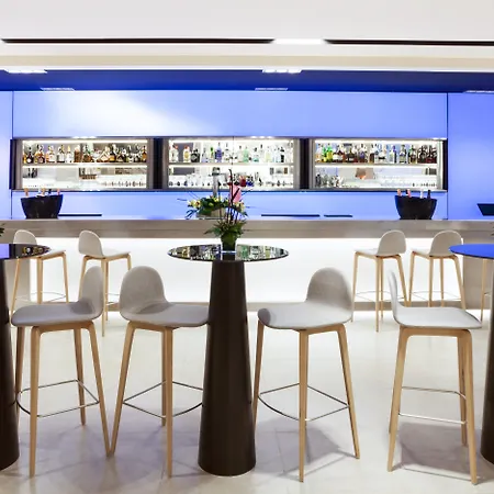 Novotel Center 4*