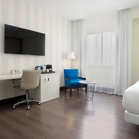 Nh Lagasca Hotel 4*