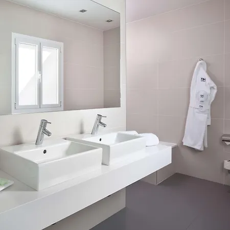 Hotel Nh Atocha 3*