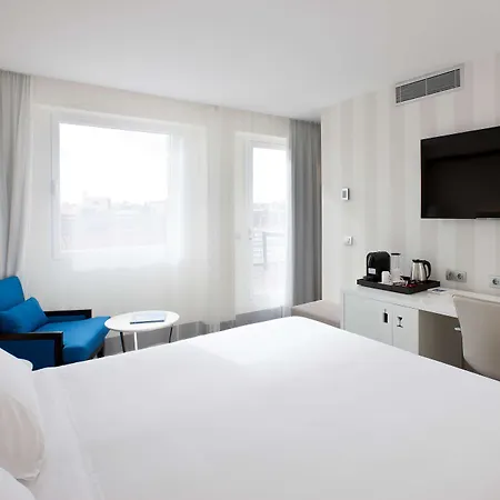 Nh Lagasca Hotel 4*