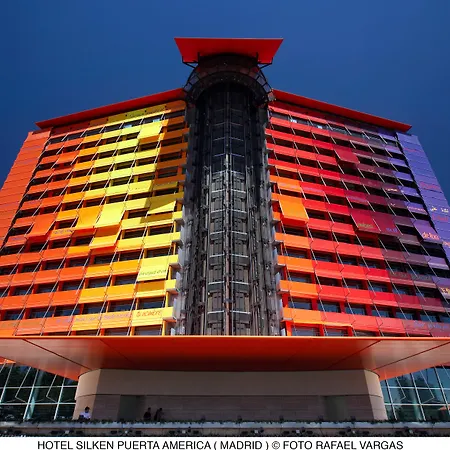 Puerta America 5* Madrid