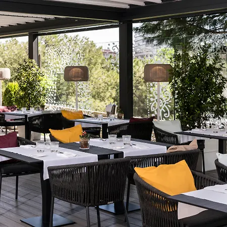 Hotel Puerta America 5*