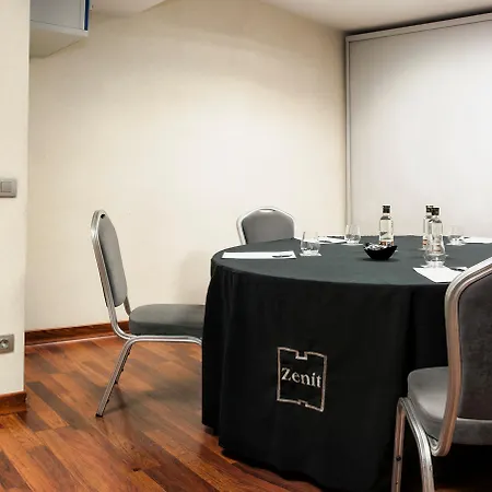 Hotel Zenit Abeba