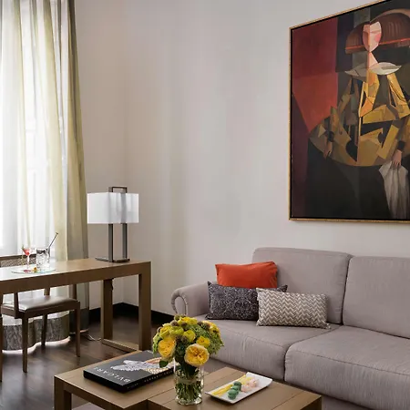Nh Collection Palacio De Tepa Отель