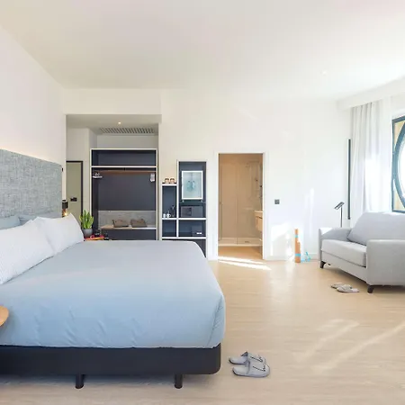 Innside By Melia Gran Via 4* Madrid