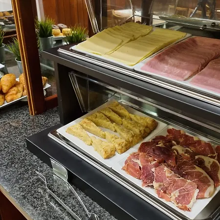 Szálloda Gran Legazpi