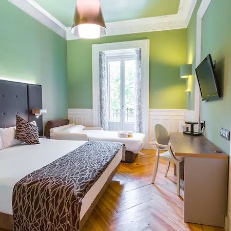 Hotell Petit Palace Lealtad Plaza