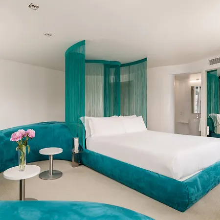 Mate Oscar Hotel Madrid