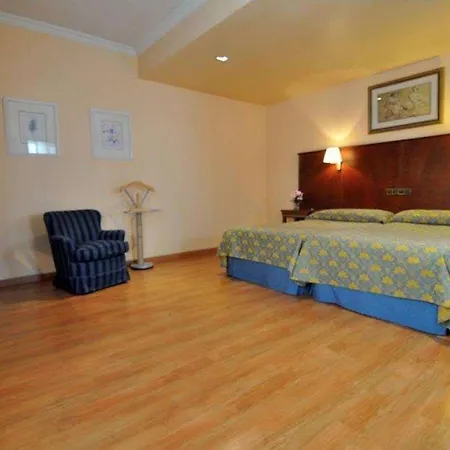 Hotell Cason Del Tormes By Happyculture Madrid