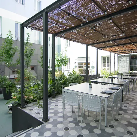 Hotel Petit Palace Santa Bárbara 4*