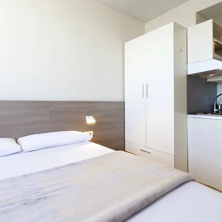 Pensjonat Vertice Roomspace Madryt