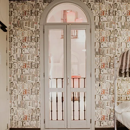 Room00 Chueca Vandrarhem *