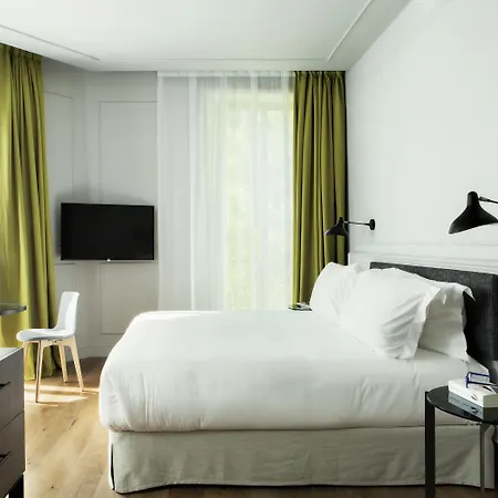 Totem Madrid, A Small Luxury Of The World Hotel