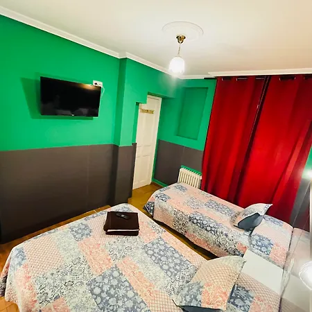 Numancia Casa de hóspedes Madri