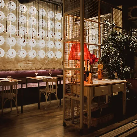 楚埃卡007客房酒店 旅馆 *