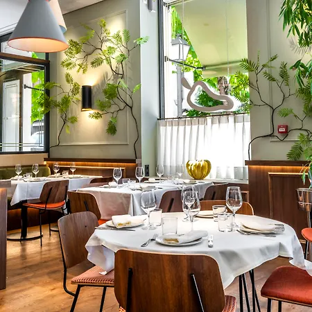 Totem Madrid, A Small Luxury Of The World Madrid