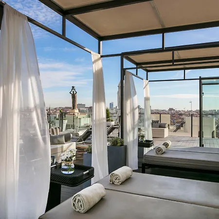 Emperador Hotel 4*