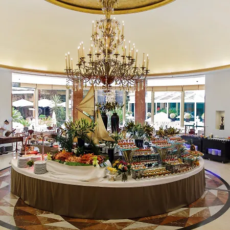 Intercontinental By Ihg Hotel Madryt