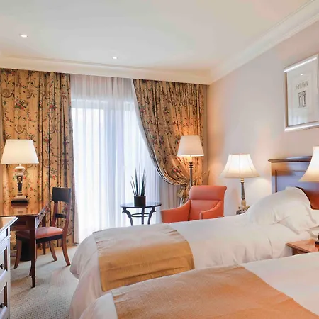 Intercontinental By Ihg 5*