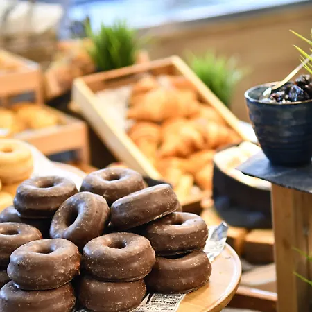 - Tablas By Ihg 4* Madrid