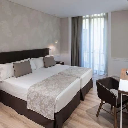 Hotel Catalonia Puerta Del Sol 4*