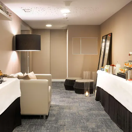 Nh Collection Suecia Hotel