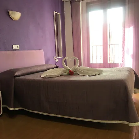 Rober Casa de hóspedes 2*