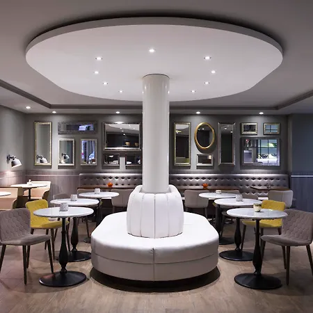 Mercure Centro Hotel 4*