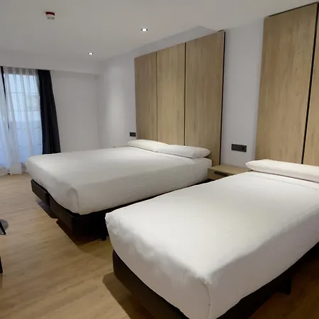 Hotel Uve Marcenado 3*