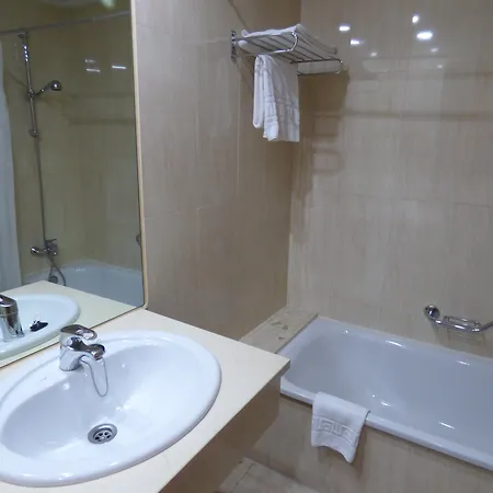 Eco Via Lusitana Hotel