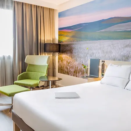 Novotel Campo De Las Naciones 4* Madryt