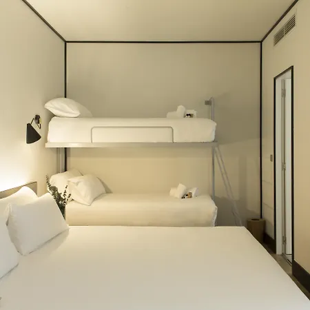 Icon Embassy Hotel