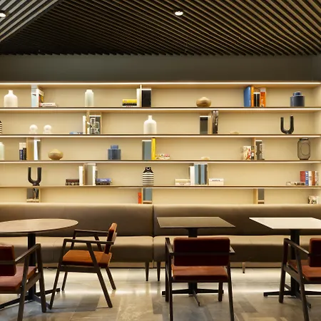 Icon Embassy Hotel Madri