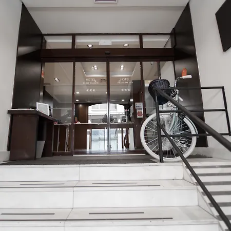 Petit Palace Cliper-gran Via 3*