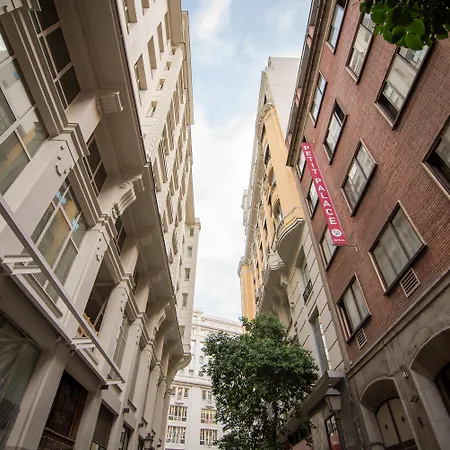 Petit Palace Cliper-gran Via 3* Madrid
