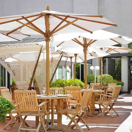 Hotel Novotel Campo De Las Naciones 4*