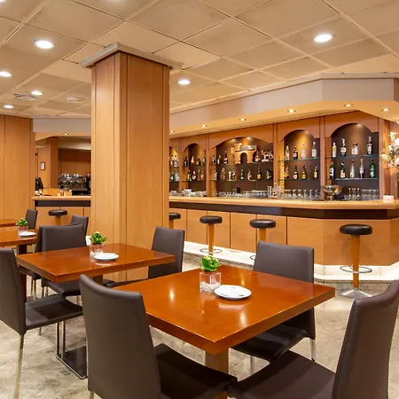 Praga Hotel 4*